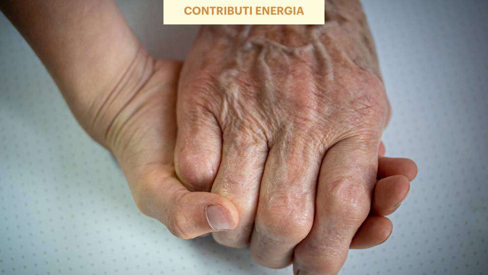 contributi-energia-anziani